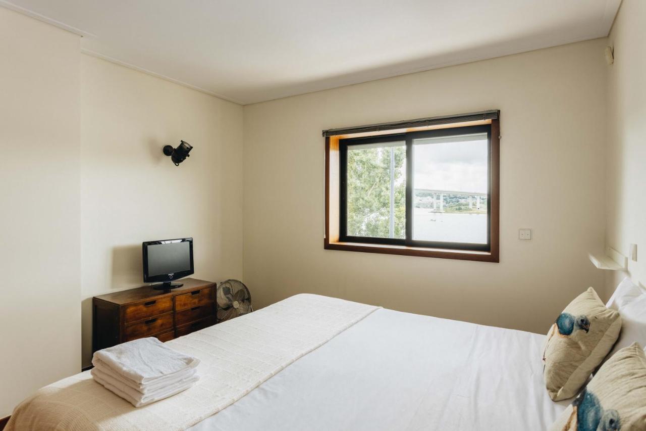 Riverfront Haven Family'S Choice With Free Garage Porto Eksteriør bilde